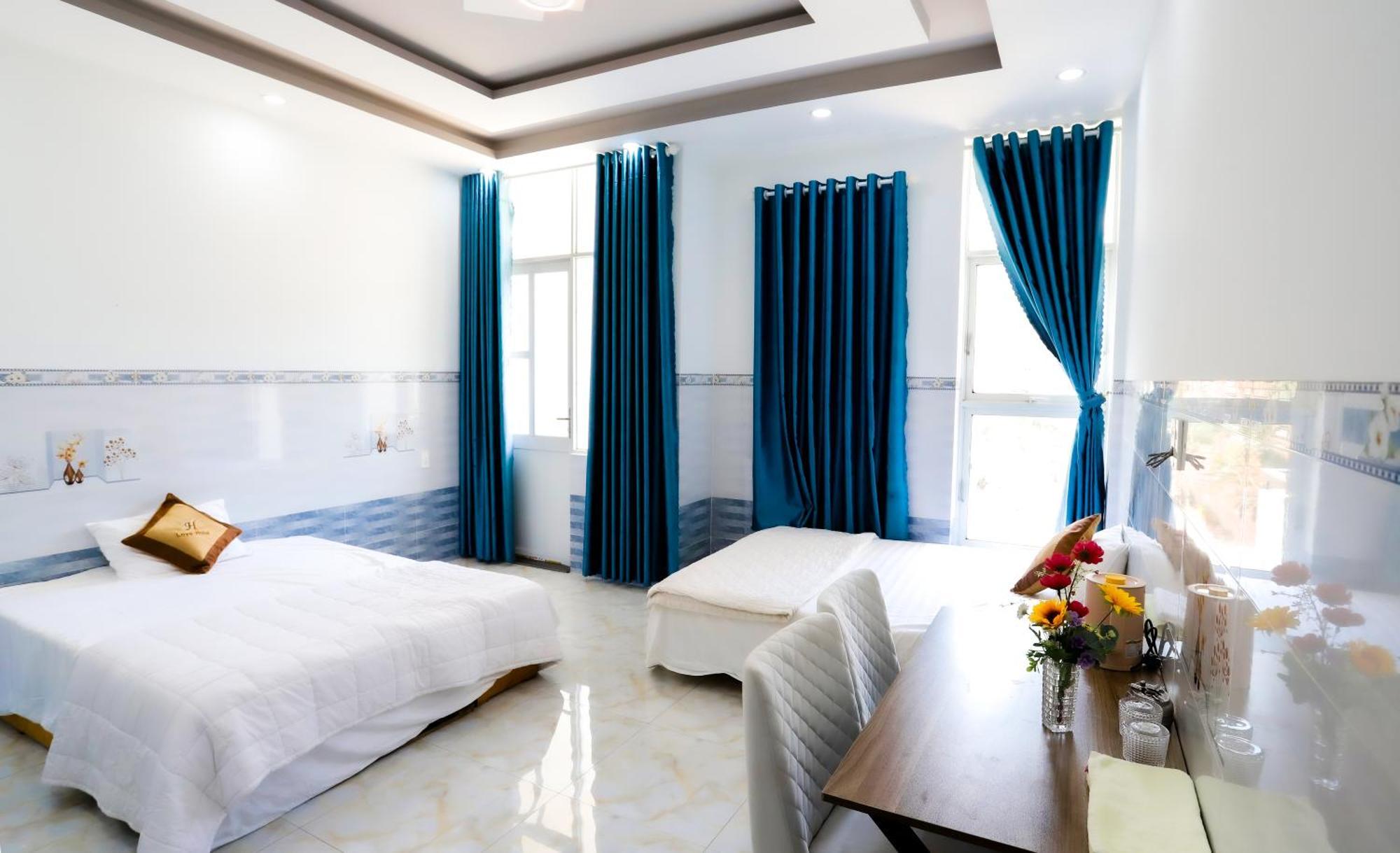 Hotel Tram Anh Nhon Trach Экстерьер фото