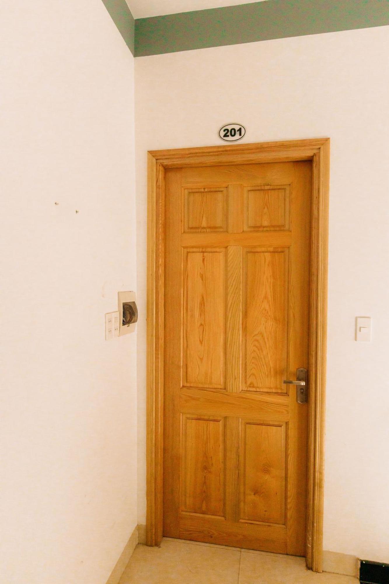 Hotel Tram Anh Nhon Trach Экстерьер фото
